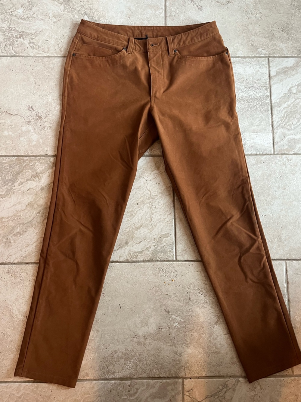 lululemon athletica Men's Rust Brown Chino Pants